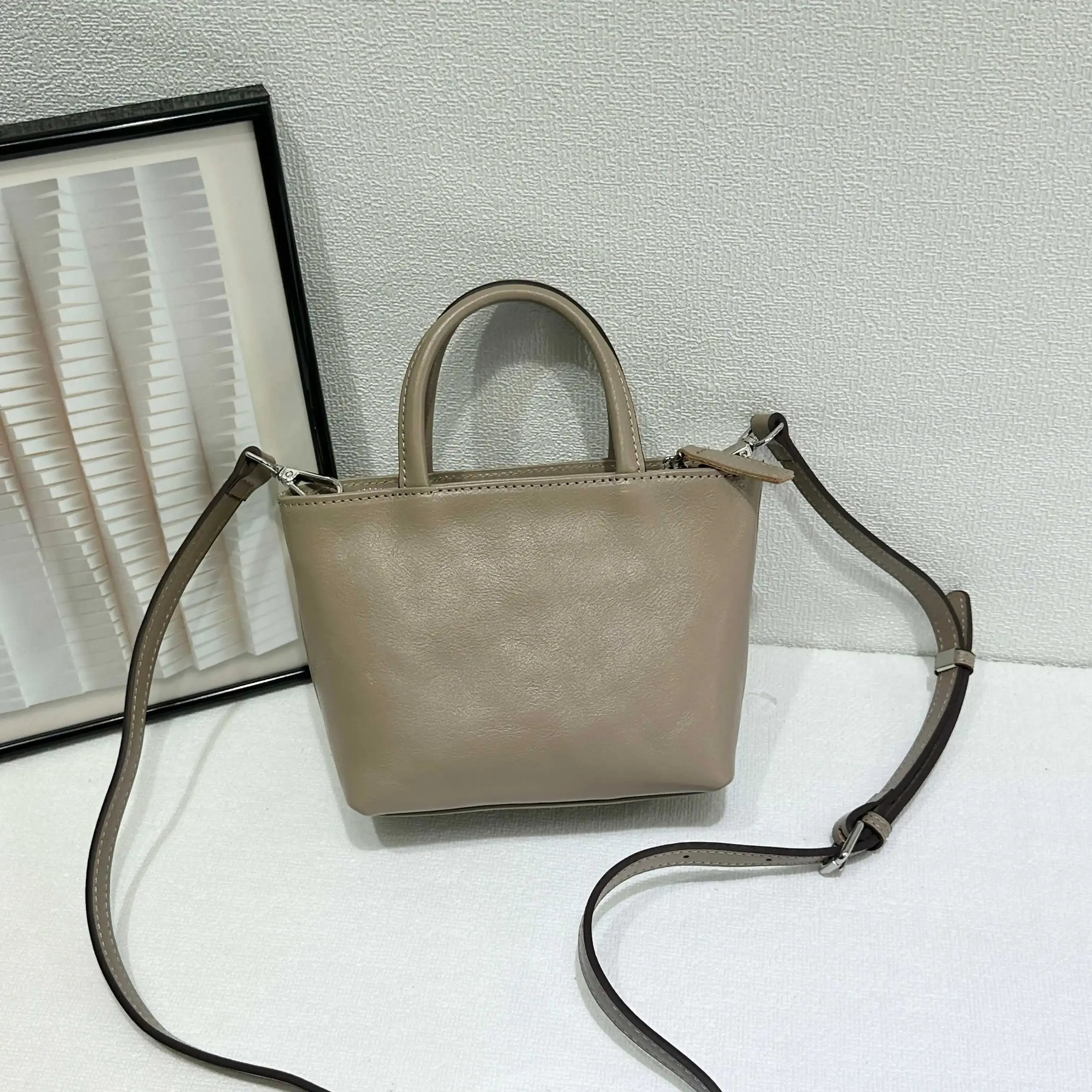 Rosa Elegance Women Handbag Luxury Designer